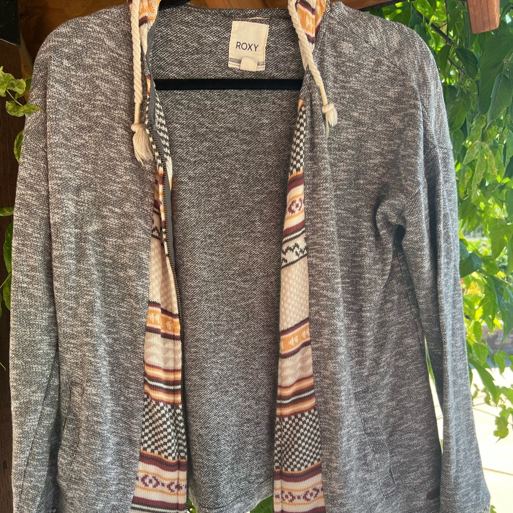 Roxy light weight sweatshirt